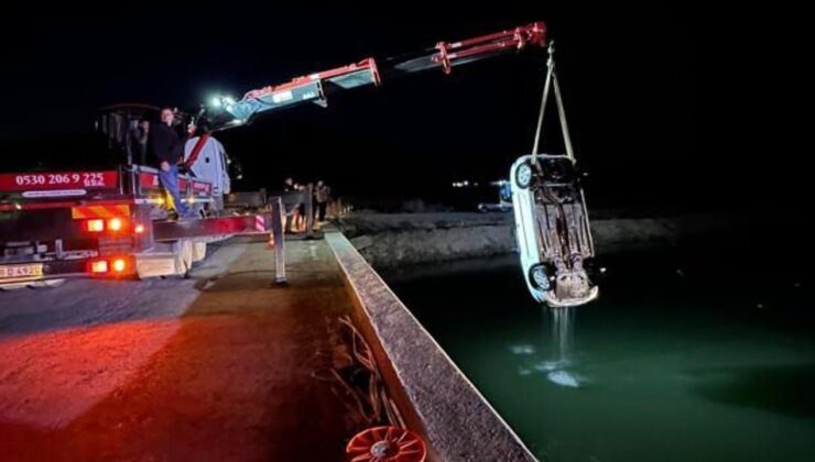 Köprüden suya uçan araçtaki 1’i astsubay 2 kişi hayatını kaybetti