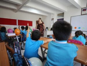 MEB’in yeni müfredatında Atatürkçü ifadeler kaldırıldı mı?