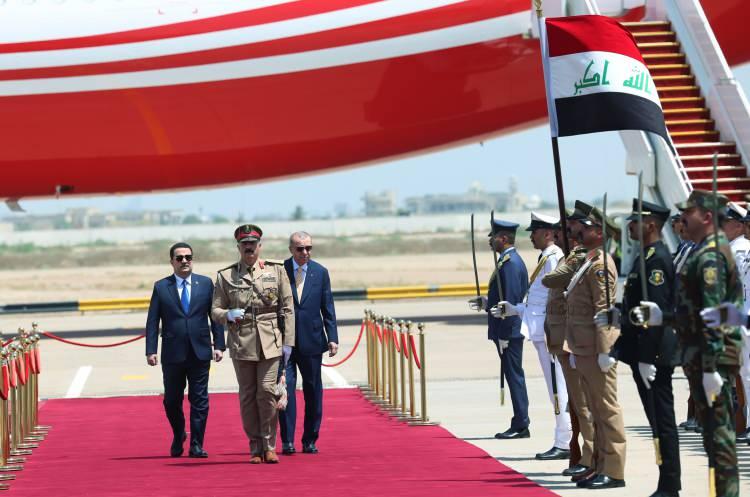 <p>Erdoğan, temasları çerçevesinde daha sonra Erbil'e ziyaret gerçekleştirecek.</p><p> </p>