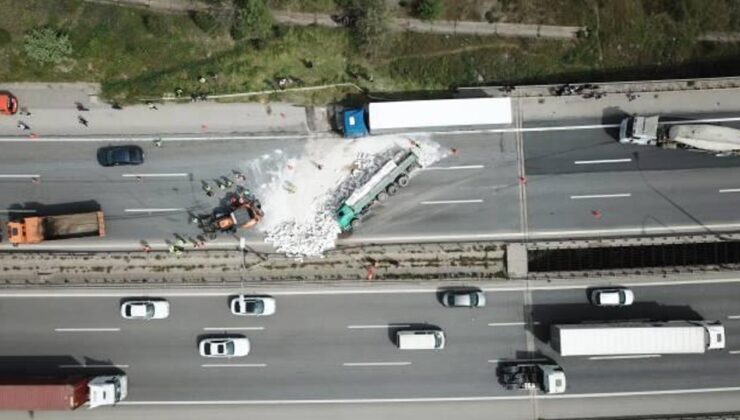 TEM Otoyolu’nda zincirleme kaza: İstanbul yönü trafiğe kapandı