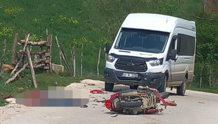 Tokat’ta feci kaza: Minibüs ile çarpışan motosikletin sürücüsü öldü!