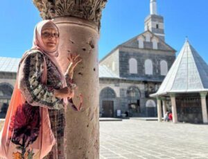 Ukrayna’dan tur rehberi olarak geldiği Diyarbakır’da Müslüman oldu