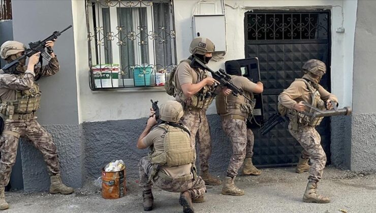 Uşak’ta uyuşturucu operasyonunda yakalanan 2 kişi tutuklandı