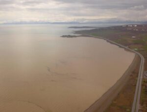 Van Gölü’nde şaşırtan görüntü