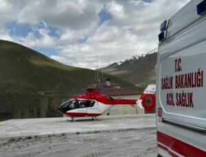 Van’da 53 yaşındaki hasta, ambulans helikopterle hastaneye nakledildi
