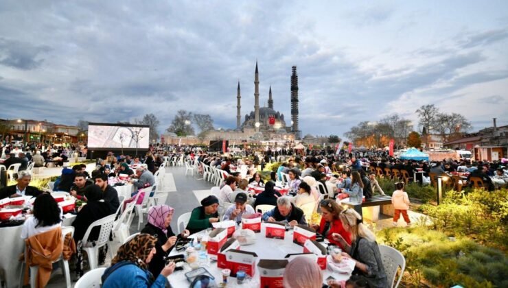 YTB, dünyanın  dört bir yanında Ramazan’ın bereketini paylaştı