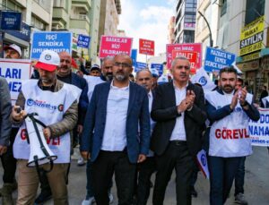 CHP ve DEM Parti’li belediyelerde 3 binden fazla işçi, 25 bin aile mağdur oldu