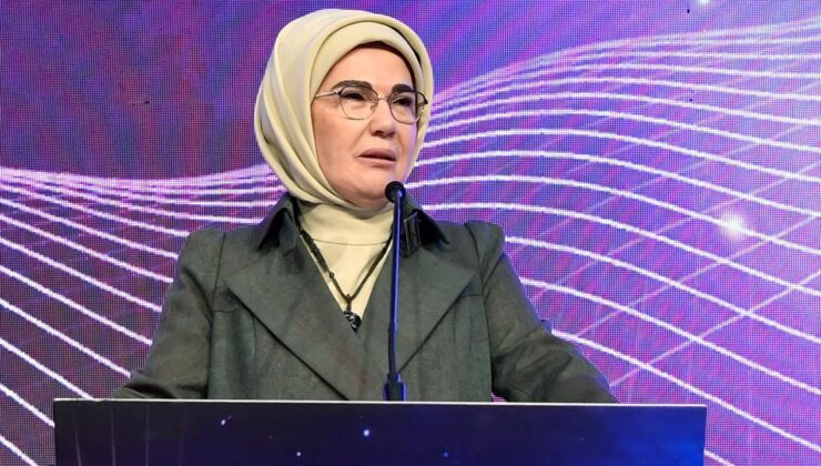 Emine Erdoğan’dan ‘Dünya Ebeler Günü’ paylaşımı