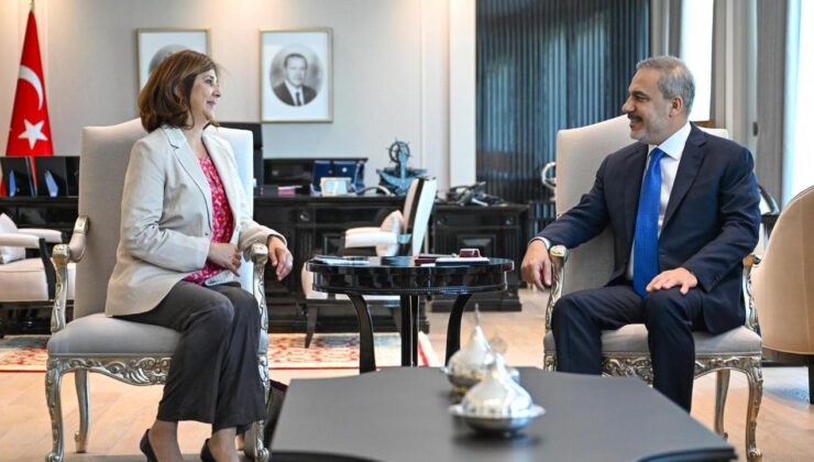 Hakan Fidan, BM Genel Sekreteri’nin Kıbrıs Şahsi Temsilcisi Cuellar ile görüştü