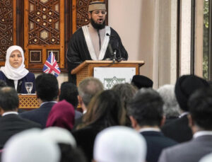 İngiltere'de Muhafazakar Partililerin yönettiği Facebook gruplarında İslamofobik paylaşımlar ortaya çıktı