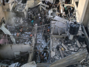 İsrail ordusu Refah kentini vurdu: 6 Filistinli öldü