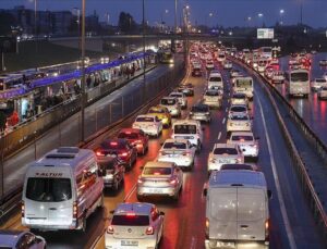 İstanbul trafiği yıllık 10 milyar dolar kayba neden oluyor