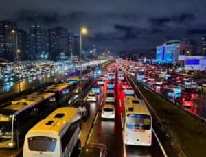 İstanbul’da trafik yoğunluğu yüzde 76’ya çıktı