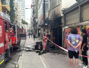 İzmir’de bir ‘korku evi’ yangında kullanılamaz hale geldi