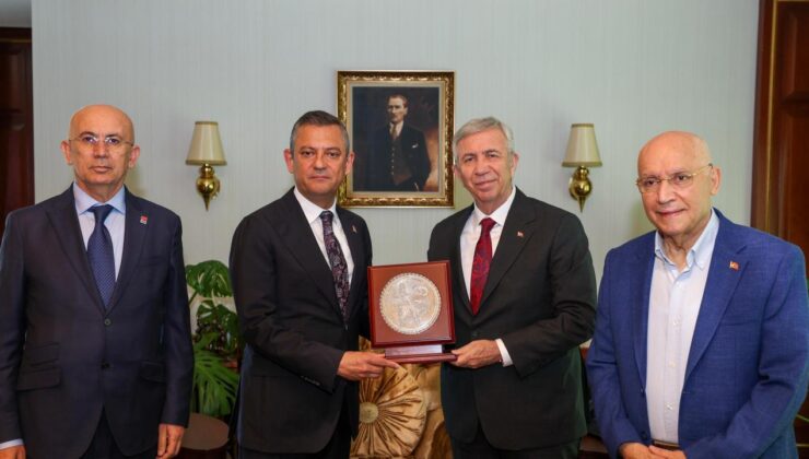 Özgür Özel’den Mansur Yavaş’a ‘hayırlı olsun’ ziyareti