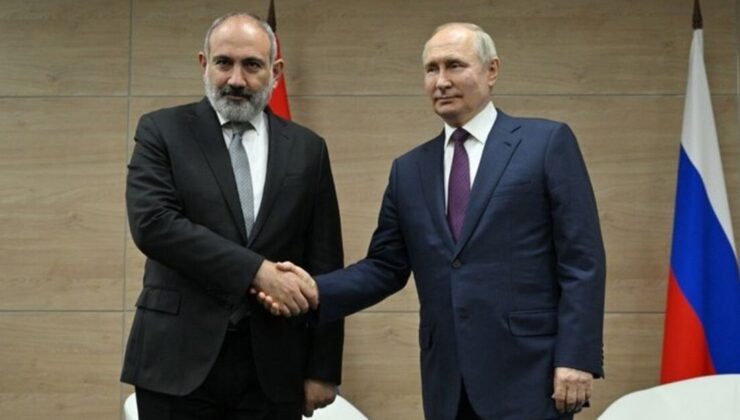 Rusya Devlet Başkanı Putin ile Ermenistan Başbakanı Paşinyan Moskova'da görüştü