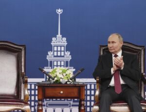 Rusya Devlet Başkanı Putin: Olayların sorumluluğunu Rusya'ya atmaya çalışıyorlar