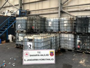 Sakarya’da 220 ton kaçak akaryakıt ele geçirildi