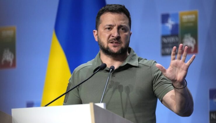 Ukrayna: Zelenskiy'nin arananlar listesine alındığı bilgisi, Rus propagandasının çaresizliği