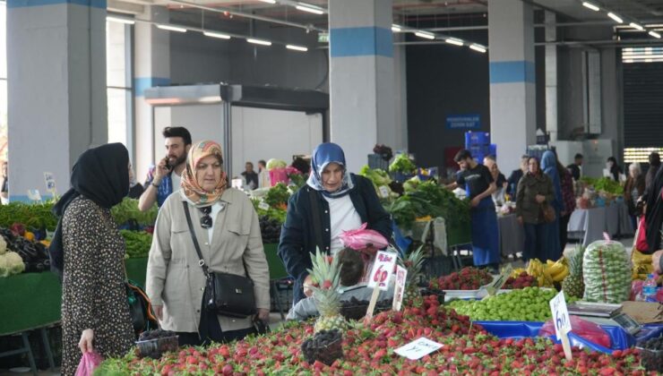 Ümraniye’de kapalı pazar alanı açıldı