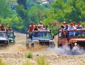 Alanya’da safari kazası: 1 ölü, 3 yaralı