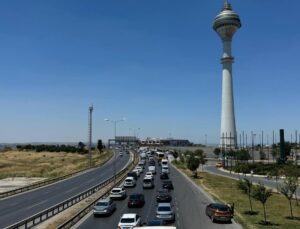 Büyükçekmece’de bayram trafiği!