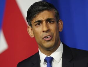 İngiltere Başbakanı Sunak, kendisine "pis Pakistanlı" denmesine tepki gösterdi | Dış Haberler