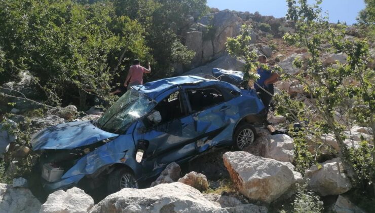 Osmaniye’de uçuruma yuvarlanan otomobildeki 5 kişi yaralandı