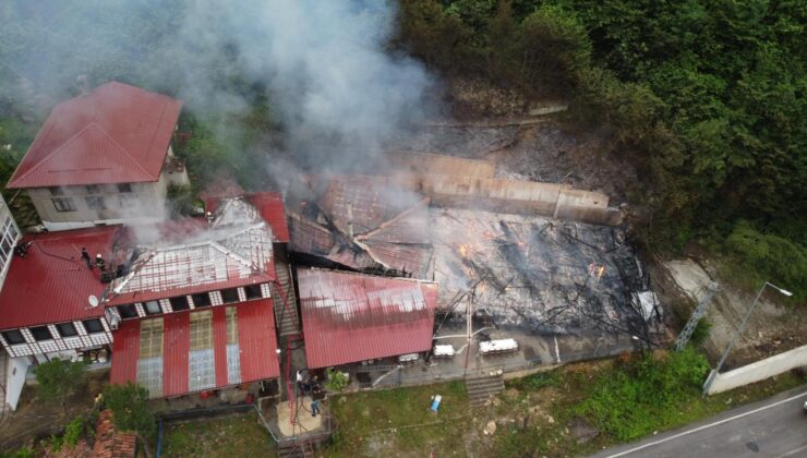 Trabzon’da düğün salonu alevlere teslim oldu!