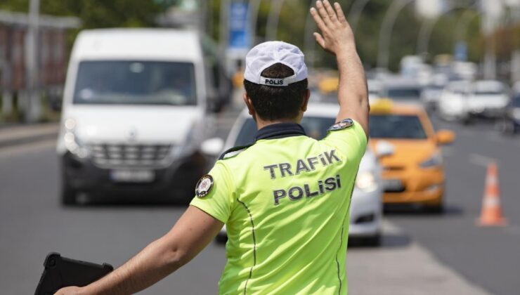 Trafik uygulamasında durduruldu: 58 bin lira ceza yedi!