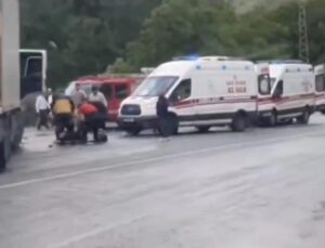 Yolcu otobüsü tırla çarpıştı: 2 ölü, 4’ü ağır 30 yaralı