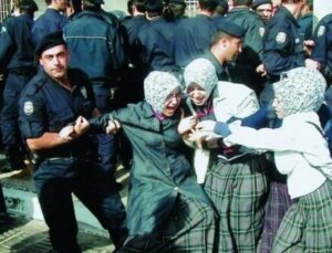 28 Şubat süreci mağdurları, haklarını geri almak için komisyon kurulmasını istiyor