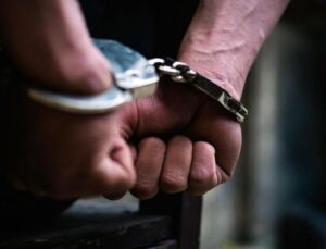 Adana’da asayiş operasyonu: 13 gözaltı