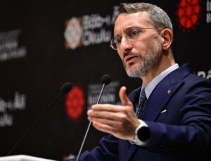 Altun: Dünya demokrasi tarihinde eşi benzeri görülmemiş bir ihanet