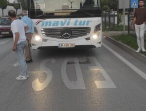 Amasya’da yolcu otobüsü yayaya çarptı!