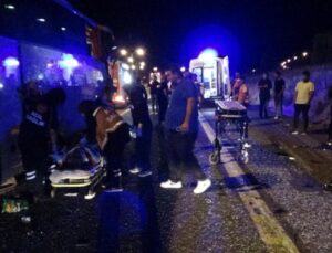 Anadolu Otoyolunda iki yolcu otobüsü çarpıştı; 15 yaralı