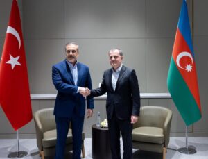 Bakan Fidan, Azerbaycanlı mevkidaşı Bayramov ile Şuşa’da bir araya geldi