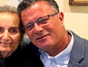Belediye Başkanının annesi doğum gününde hayatını kaybetti