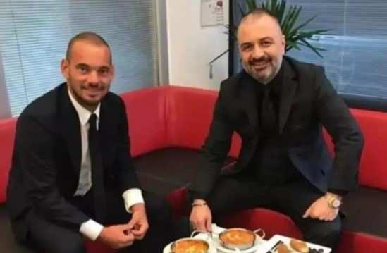 <p>Liderliğini Hakan Reis'in ve Duax Ngakuru'nun yaptığı şüphelilerden 18'i tutuklanırken, 22'si de adli kontrolle serbest kaldı.</p><p> </p><p>MASAK’ın hazırladığı raporda, örgütün uyuşturucu trafiğinden kazandığı milyonlarca doları Türkiye'de kurulan şirketler üzerinden akladığına işaret edildi. Rapora göre bu isimlerden bir tanesi de geçtiğimiz yılki operasyonda yakalanan Yunus Emre Borhan ve ona ait şirketlerdi.</p>