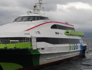 Deniz ulaşımına hava muhalefeti engeli! Seferler iptal edildi