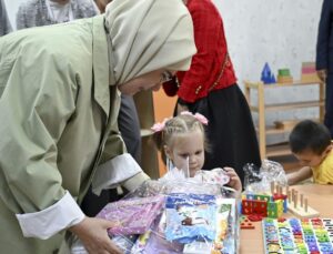 Emine Erdoğan, Astana’da yetimhane ziyaret etti