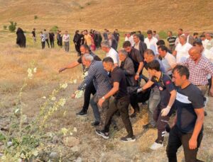 Hakkari’de otomobil takla attı: 2 ölü, 3 yaralı