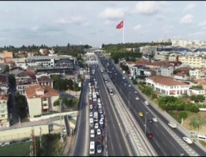 Haliç Köprüsü’nde çalışma: Trafik Bahçelievler’e kadar uzadı!