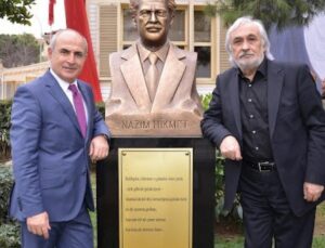 Hasan Akgün’den Büyükçekmece’ye yeni heykel festivali! Maliyeti merak konusu oldu