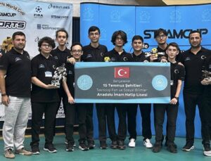 İstanbul’da imam hatip lisesi öğrencileri robot yarışmasında dünya şampiyonu oldu