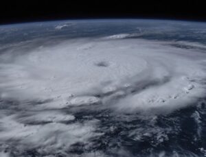 Karayipler'i vuran Beryl Kasırgası'nın 200 binden fazla kişiyi etkilemesi bekleniyor | Dış Haberler