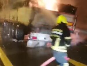 Karton yüklü tır yandı