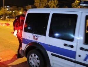 Kurusıkı tabancayla yakalandı, polis otosundaki yeri beğenmedi