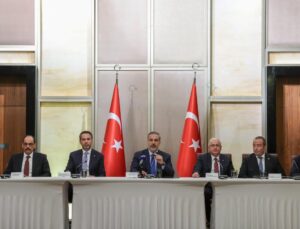 Nijer çıkarması! Bakan Fidan’dan küresel sistemi rahatsız edecek sözler