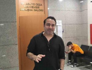 Şarkıcı Atilla Taş’tan açıklama: Erdoğan’a saygı duyacağız!
